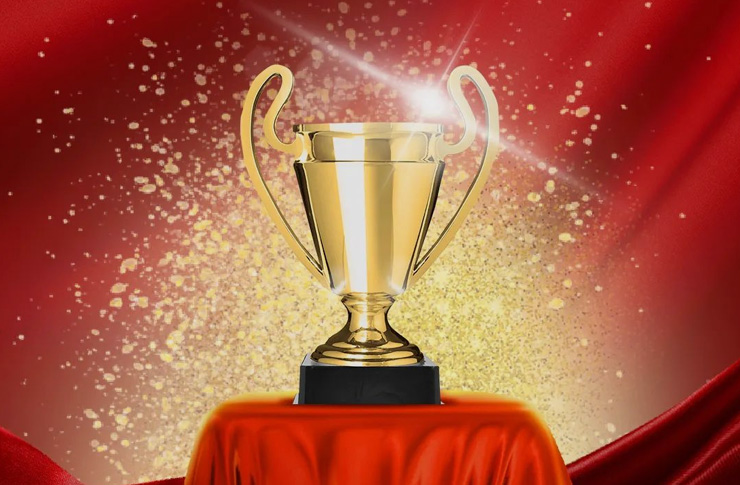 迅鐳激光董事長(zhǎng)獲“優(yōu)秀共產(chǎn)黨員”及“警風(fēng)警紀(jì)監(jiān)督員”兩項(xiàng)殊榮！