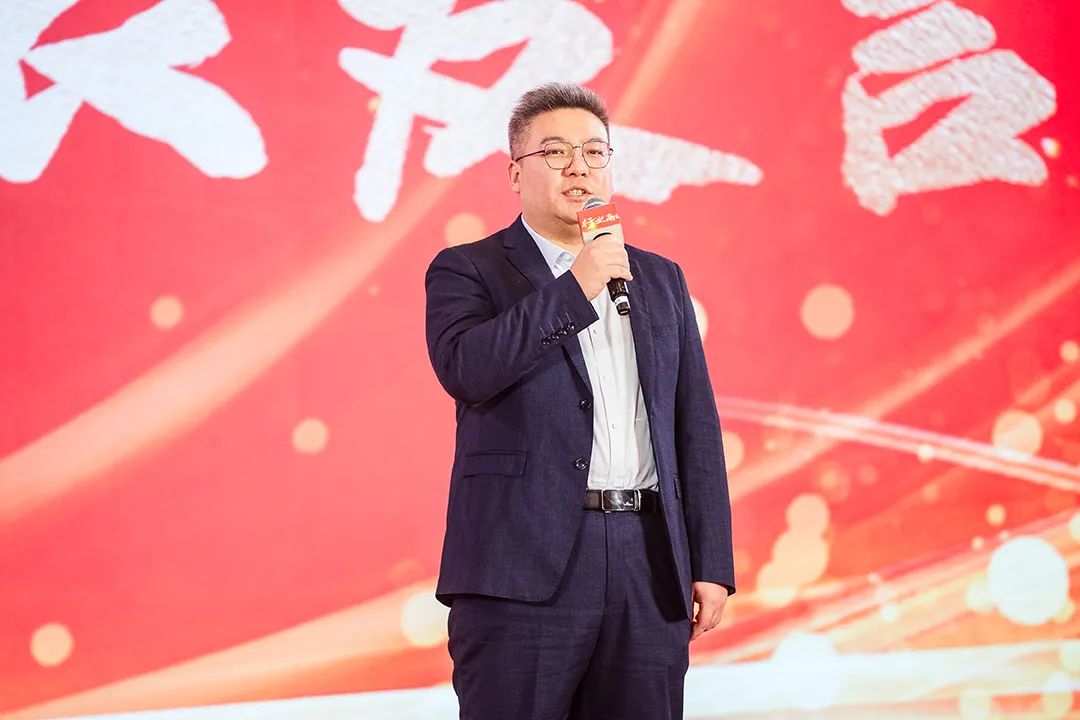 靈蟒賀歲，華章共啟 | 迅鐳激光2024年度工作總結(jié)會議暨年終盛典圓滿舉行！(圖8)