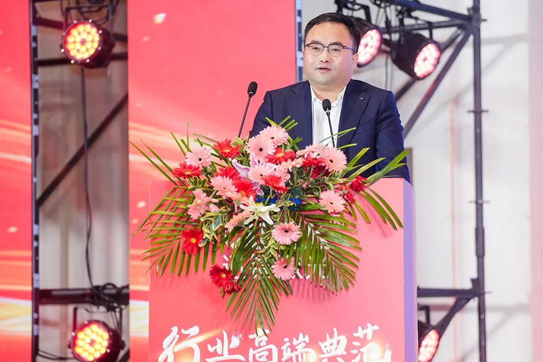 靈蟒賀歲，華章共啟 | 迅鐳激光2024年度工作總結(jié)會議暨年終盛典圓滿舉行！(圖12)