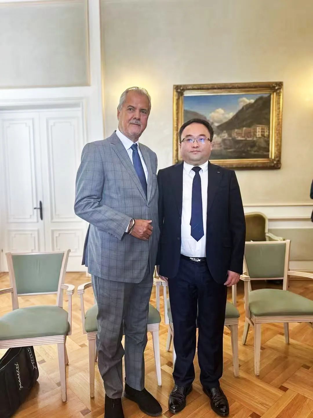 迅鐳激光董事長顏章健率隊赴歐洲進(jìn)行商務(wù)考察(圖4)