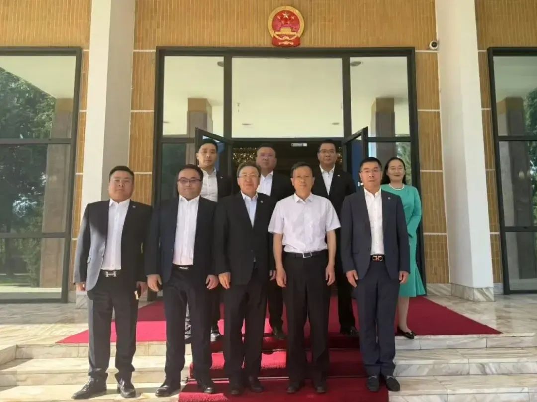 迅鐳激光董事長顏章健率隊赴歐洲進(jìn)行商務(wù)考察(圖7)