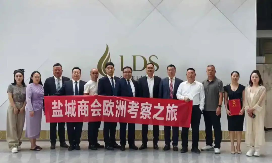 迅鐳激光董事長顏章健率隊赴歐洲進行商務(wù)考察活動完美收官！(圖5)